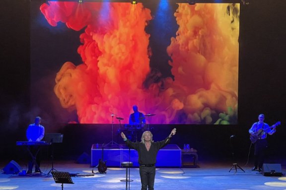 &Mcy;&ucy;&zcy;&ycy;&kcy;&acy;&lcy;&softcy;&ncy;&ycy;&jcy; &scy;&pcy;&iecy;&kcy;&tcy;&acy;&kcy;&lcy;&softcy; &laquo;&Ncy;&Acy;&SHcy; &Dcy;&ZHcy;&Ocy; &Dcy;&Acy;&Scy;&Scy;&IEcy;&Ncy;&raquo; &vcy; &icy;&scy;&pcy;&ocy;&lcy;&ncy;&iecy;&ncy;&icy;&icy; &Rcy;&IEcy;&Ncy;&IEcy; &Dcy;&IEcy; &Lcy;&Acy; &Gcy;&Acy;&Rcy;&Dcy; &lpar;&Fcy;&rcy;&acy;&ncy;&tscy;&icy;&yacy;&rpar;