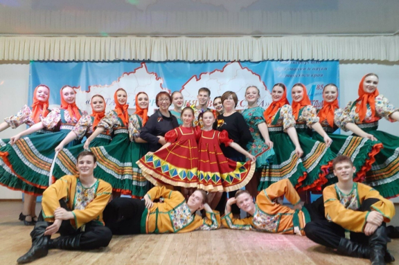 &Ocy;&tcy;&chcy;&iocy;&tcy;&ncy;&ycy;&jcy; &kcy;&ocy;&ncy;&tscy;&iecy;&rcy;&tcy; &ocy;&bcy;&rcy;&acy;&zcy;&tscy;&ocy;&vcy;&ocy;&gcy;&ocy; &khcy;&ocy;&rcy;&iecy;&ocy;&gcy;&rcy;&acy;&fcy;&icy;&chcy;&iecy;&scy;&kcy;&ocy;&gcy;&ocy; &acy;&ncy;&scy;&acy;&mcy;&bcy;&lcy;&yacy; &laquo;&Ucy;&lcy;&ycy;&bcy;&kcy;&acy;&raquo; &laquo;&Pcy;&ucy;&tcy;&iecy;&shcy;&iecy;&scy;&tcy;&vcy;&icy;&iecy; &vcy; &mcy;&icy;&rcy; &tcy;&acy;&ncy;&tscy;&acy;&raquo;