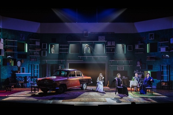 &Tcy;&rcy;&icy; &scy;&iecy;&scy;&tcy;&rcy;&ycy;