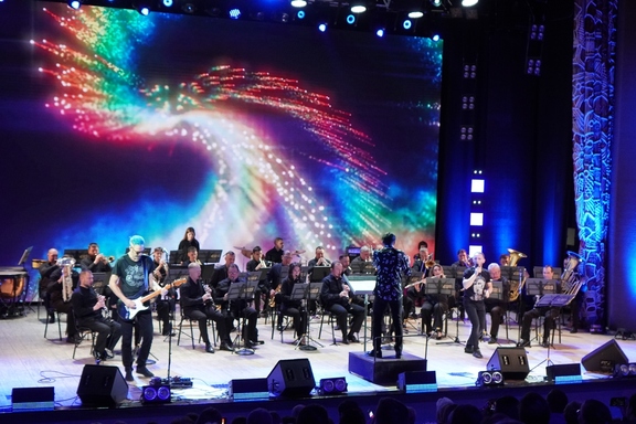 "&Vcy;&iecy;&chcy;&iecy;&rcy; &vcy; &scy;&tcy;&icy;&lcy;&iecy; JAZZ"