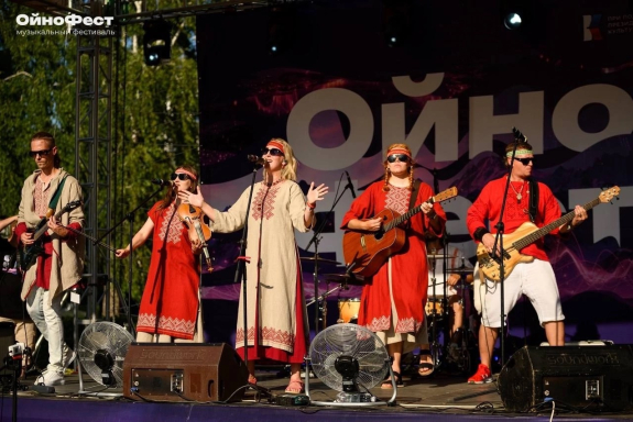 &Kcy;&ocy;&ncy;&tscy;&iecy;&rcy;&tcy; &fcy;&ocy;&lcy;&kcy;-&rcy;&ocy;&kcy; &gcy;&rcy;&ucy;&pcy;&pcy;&ycy; &laquo;&CHcy;&ocy;&vcy;&iecy;&ncy;&raquo;