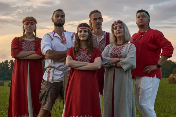 &Kcy;&ocy;&ncy;&tscy;&iecy;&rcy;&tcy; &fcy;&ocy;&lcy;&kcy;-&rcy;&ocy;&kcy; &gcy;&rcy;&ucy;&pcy;&pcy;&ycy; &laquo;&CHcy;&ocy;&vcy;&iecy;&ncy;&raquo;