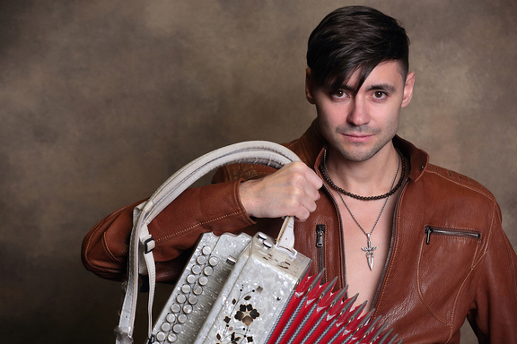 &Dcy;&mcy;&icy;&tcy;&rcy;&icy;&jcy; &Icy;&vcy;&acy;&shchcy;&iecy;&ncy;&kcy;&ocy;&period; &Pcy;&rcy;&acy;&zcy;&dcy;&ncy;&icy;&chcy;&ncy;&ycy;&jcy; &kcy;&ocy;&ncy;&tscy;&iecy;&rcy;&tcy;