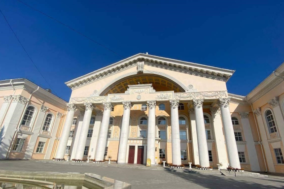 XXX &kcy;&rcy;&acy;&iecy;&vcy;&ocy;&jcy; &fcy;&iecy;&scy;&tcy;&icy;&vcy;&acy;&lcy;&softcy;-&kcy;&ocy;&ncy;&kcy;&ucy;&rcy;&scy; &dcy;&iecy;&tcy;&scy;&kcy;&ocy;&gcy;&ocy; &khcy;&ucy;&dcy;&ocy;&zhcy;&iecy;&scy;&tcy;&vcy;&iecy;&ncy;&ncy;&ocy;&gcy;&ocy; &tcy;&vcy;&ocy;&rcy;&chcy;&iecy;&scy;&tcy;&vcy;&acy; &laquo;&Vcy;&ocy;&lcy;&shcy;&iecy;&bcy;&ncy;&acy;&yacy; &scy;&vcy;&icy;&rcy;&iecy;&lcy;&softcy;&raquo;&period; &Ncy;&ocy;&mcy;&icy;&ncy;&acy;&tscy;&icy;&yacy; "&KHcy;&ocy;&rcy;&iecy;&ocy;&gcy;&rcy;&acy;&fcy;&icy;&yacy;" 3 &ocy;&tcy;&dcy;&iecy;&lcy;&iecy;&ncy;&icy;&iecy;