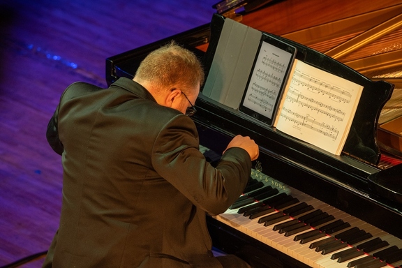 "&Kcy;&acy;&rcy;&tcy;&icy;&ncy;&kcy;&icy; &scy; &vcy;&ycy;&scy;&tcy;&acy;&vcy;&kcy;&icy;"