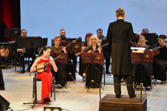 "Серебряные струны"