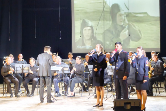 &Scy;&lcy;&ucy;&zhcy;&icy;&tcy;&softcy; &Rcy;&ocy;&scy;&scy;&icy;&icy;