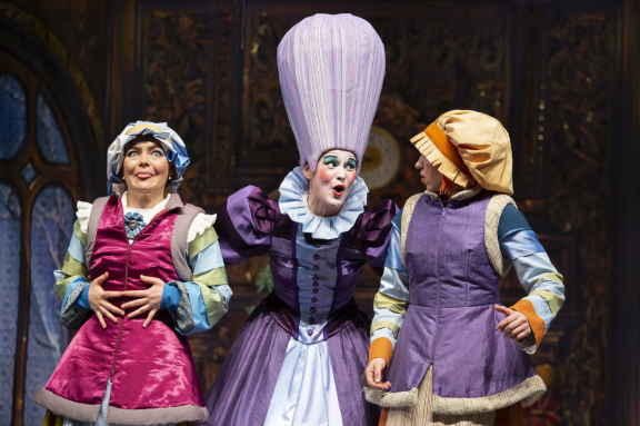 Московская премьера Новогодней сказки "ДВЕНАДЦАТЬ МЕСЯЦЕВ" от режиссёра Московского театра Н. Сац В. Меркулова