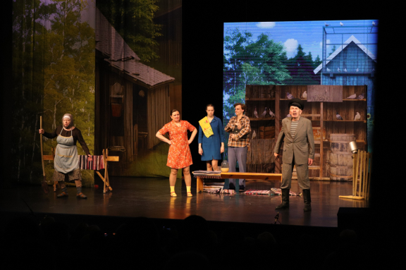 &Scy;&pcy;&iecy;&kcy;&tcy;&acy;&kcy;&lcy;&softcy; "&Lcy;&yucy;&bcy;&ocy;&vcy;&softcy; &icy; &gcy;&ocy;&lcy;&ucy;&bcy;&icy;" &vcy; &gcy;&period;&Bcy;&icy;&jcy;&scy;&kcy;