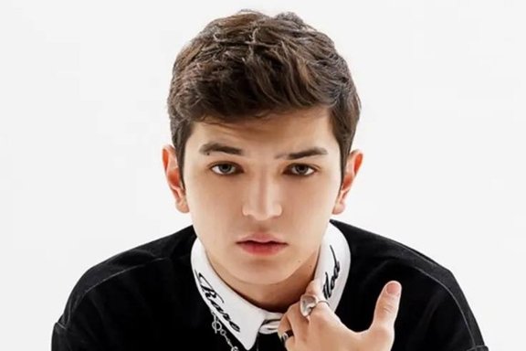 Akmal' &lpar;&Acy;&kcy;&mcy;&acy;&lcy;&softcy;&rpar;