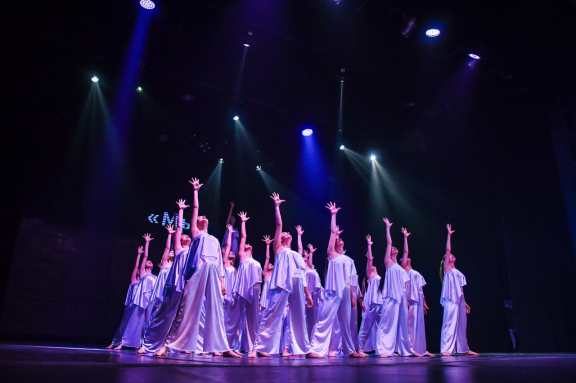 &Gcy;&acy;&lcy;&acy;-&kcy;&ocy;&ncy;&tscy;&iecy;&rcy;&tcy; &fcy;&iecy;&scy;&tcy;&icy;&vcy;&acy;&lcy;&yacy; &laquo;&Scy;&tcy;&ucy;&pcy;&iecy;&ncy;&icy;&raquo;