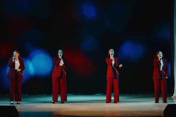 &Vcy;&iecy;&chcy;&iecy;&rcy; &vcy;&ocy;&kcy;&acy;&lcy;&softcy;&ncy;&ocy;&jcy; &mcy;&ucy;&zcy;&ycy;&kcy;&icy; &comma;&comma;&Mcy;&iecy;&lcy;&ocy;&dcy;&icy;&icy; &lcy;&yucy;&bcy;&vcy;&icy;&comma;&comma;