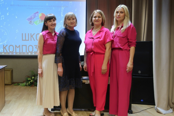 "&Ocy;&bcy;&rcy;&acy;&shchcy;&iecy;&ncy;&icy;&iecy; &kcy; &scy;&ycy;&ncy;&ucy;"