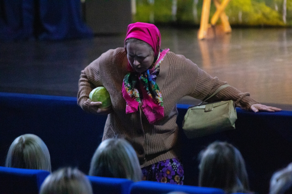 &Scy;&pcy;&iecy;&kcy;&tcy;&acy;&kcy;&lcy;&softcy; "&Lcy;&yucy;&bcy;&ocy;&vcy;&softcy; &icy; &gcy;&ocy;&lcy;&ucy;&bcy;&icy;" &vcy; &gcy;&period;&Bcy;&icy;&jcy;&scy;&kcy;