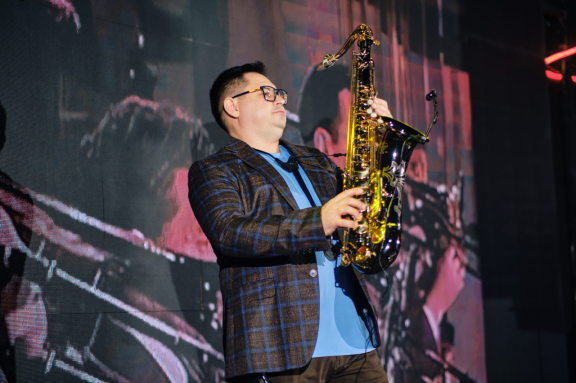 Святослав Кузнецов - Золотой Саксофон Сибири