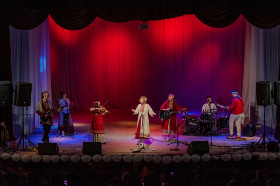 &Kcy;&ocy;&ncy;&tscy;&iecy;&rcy;&tcy; &fcy;&ocy;&lcy;&kcy;-&rcy;&ocy;&kcy; &gcy;&rcy;&ucy;&pcy;&pcy;&ycy; &laquo;&CHcy;&ocy;&vcy;&iecy;&ncy;&raquo;