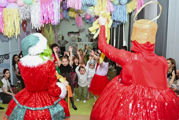 Новогодние приключения Бабы Яги и Кощея Бессмертного