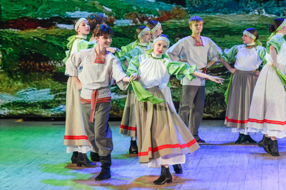 "&Mcy;&ycy; &scy;&lcy;&acy;&vcy;&icy;&mcy; &zhcy;&icy;&zcy;&ncy;&softcy; &zcy;&acy; &Rcy;&ocy;&dcy;&icy;&ncy;&ucy; &ocy;&tcy;&dcy;&acy;&vcy;&shcy;&icy;&khcy;&excl;"