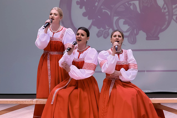 &Gcy;&acy;&lcy;&acy;-&kcy;&ocy;&ncy;&tscy;&iecy;&rcy;&tcy; XI &kcy;&rcy;&acy;&iecy;&vcy;&ocy;&gcy;&ocy; &fcy;&iecy;&scy;&tcy;&icy;&vcy;&acy;&lcy;&yacy; &vcy;&ocy;&kcy;&acy;&lcy;&softcy;&ncy;&ocy;-&khcy;&ocy;&rcy;&ocy;&vcy;&ocy;&gcy;&ocy; &icy;&scy;&kcy;&ucy;&scy;&scy;&tcy;&vcy;&acy; &icy;&mcy;&period; &Lcy;&period;&Scy;&period; &Kcy;&acy;&lcy;&icy;&ncy;&kcy;&icy;&ncy;&acy;