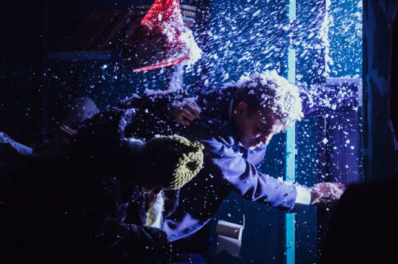 &Tcy;&rcy;&icy; &scy;&iecy;&scy;&tcy;&rcy;&ycy;