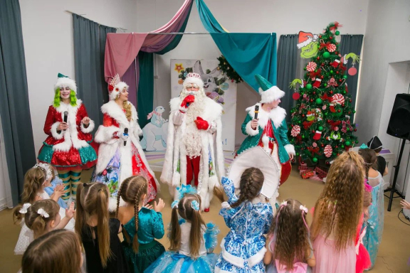 Новогодние приключения Бабы Яги и Кощея Бессмертного