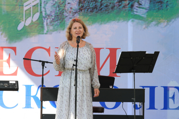 "&Ocy;&bcy;&rcy;&acy;&shchcy;&iecy;&ncy;&icy;&iecy; &kcy; &scy;&ycy;&ncy;&ucy;"