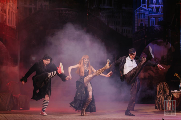 Спектакль "Мастер и Маргарита"