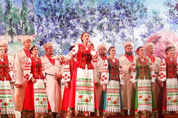 "&Ncy;&acy;&mcy; - 215 &lcy;&iecy;&tcy;&excl;" &gcy;&period;&Bcy;&icy;&jcy;&scy;&kcy;
