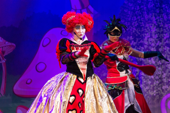 Алиса в стране Новогодних чудес