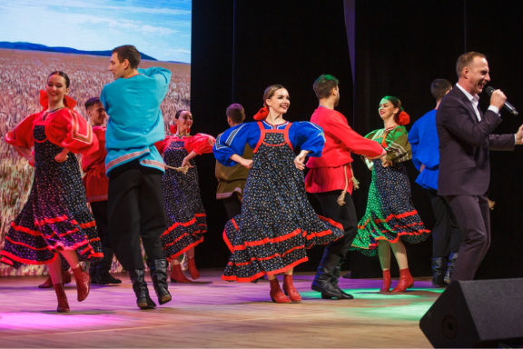 "&ZHcy;&icy;&vcy;&icy;&excl; &CHcy;&ucy;&vcy;&scy;&tcy;&vcy;&ucy;&jcy;&excl;&Tcy;&acy;&ncy;&tscy;&ucy;&jcy;&excl;"