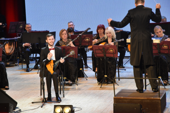 "Серебряные струны"