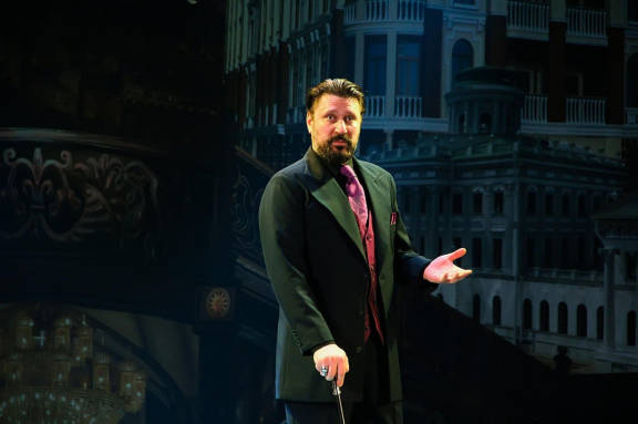 Спектакль "Мастер и Маргарита"