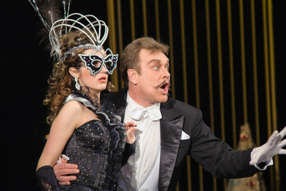 Летучая мышь