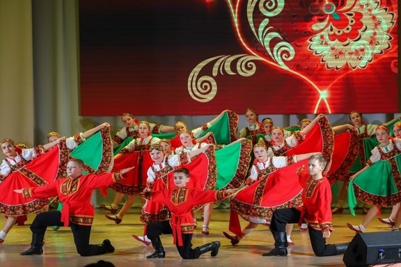 &Pcy;&rcy;&acy;&zcy;&dcy;&ncy;&icy;&chcy;&ncy;&ycy;&jcy; &kcy;&ocy;&ncy;&tscy;&iecy;&rcy;&tcy; "&Vcy; &dcy;&rcy;&ucy;&zhcy;&bcy;&iecy; &ncy;&acy;&rcy;&ocy;&dcy;&ocy;&vcy; &ndash; &iecy;&dcy;&icy;&ncy;&scy;&tcy;&vcy;&ocy; &Rcy;&ocy;&scy;&scy;&icy;&icy;&excl;"