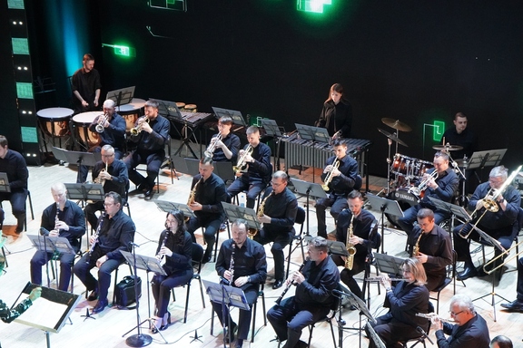 "&Vcy;&iecy;&chcy;&iecy;&rcy; &vcy; &scy;&tcy;&icy;&lcy;&iecy; JAZZ"