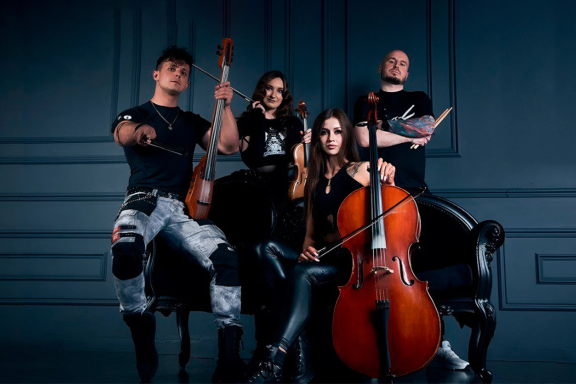 &Ocy;&Tcy; &Kcy;&Lcy;&Acy;&Scy;&Scy;&Icy;&Kcy;&Icy; &Dcy;&Ocy; &Rcy;&Ocy;&Kcy;&Acy; &ncy;&acy; &vcy;&icy;&ocy;&lcy;&ocy;&ncy;&chcy;&iecy;&lcy;&yacy;&khcy;&excl;