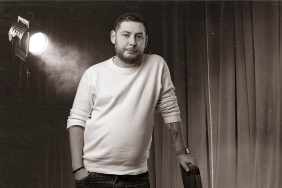 &Tcy;&iecy;&acy;&tcy;&rcy; &ucy; &shcy;&kcy;&ocy;&lcy;&softcy;&ncy;&ocy;&jcy; &dcy;&ocy;&scy;&kcy;&icy; &num;16