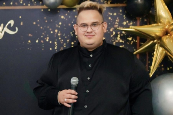 &Bcy;&ocy;&lcy;&softcy;&shcy;&ocy;&jcy; &kcy;&ocy;&ncy;&tscy;&iecy;&rcy;&tcy; &Icy;&vcy;&acy;&ncy;&acy; &Scy;&ocy;&bcy;&ocy;&lcy;&iecy;&vcy;&acy;