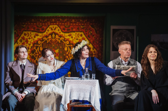 &Tcy;&rcy;&icy; &scy;&iecy;&scy;&tcy;&rcy;&ycy;