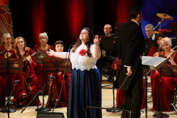 "&Vcy;&iecy;&scy;&ncy;&acy; &icy;&dcy;&iocy;&tcy;&comma; &Vcy;&iecy;&scy;&ncy;&iecy; &dcy;&ocy;&rcy;&ocy;&gcy;&ucy;&excl;"