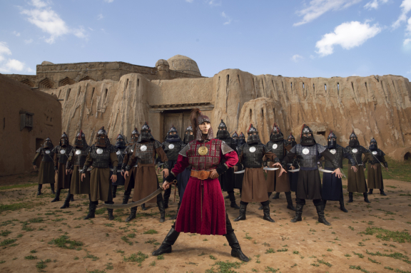 «Алтай» встречает друзей