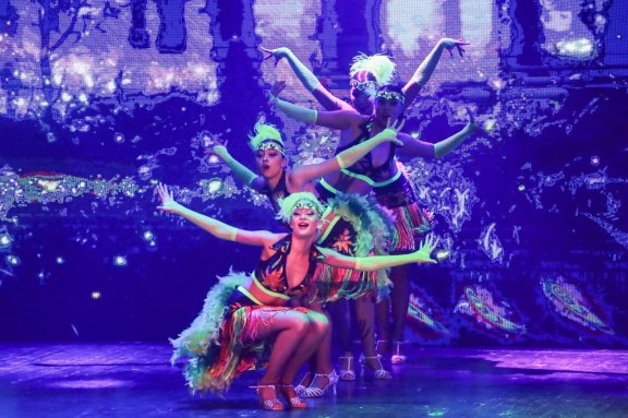 &Tcy;&acy;&ncy;&tscy;&iecy;&vcy;&acy;&lcy;&softcy;&ncy;&acy;&yacy; &scy;&kcy;&acy;&zcy;&kcy;&acy; &dcy;&lcy;&yacy; &dcy;&iecy;&tcy;&iecy;&jcy; &icy; &vcy;&zcy;&rcy;&ocy;&scy;&lcy;&ycy;&khcy; "&Tcy;&acy;&jcy;&ncy;&acy; &vcy;&ocy;&lcy;&shcy;&iecy;&bcy;&ncy;&ocy;&gcy;&ocy; &shcy;&acy;&rcy;&acy;"