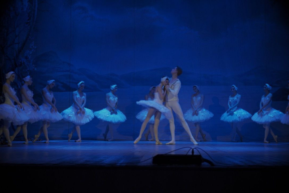 &Zcy;&vcy;&iecy;&zcy;&dcy;&ycy; &Scy;&acy;&ncy;&kcy;&tcy; &mdash; &Pcy;&iecy;&tcy;&iecy;&rcy;&bcy;&ucy;&rcy;&gcy;&scy;&kcy;&ocy;&gcy;&ocy; &bcy;&acy;&lcy;&iecy;&tcy;&acy; &raquo;&Lcy;&iecy;&bcy;&iecy;&dcy;&icy;&ncy;&ocy;&iecy; &ocy;&zcy;&iecy;&rcy;&ocy;&raquo;