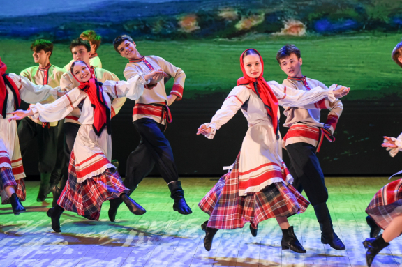 "&Mcy;&ycy; &scy;&lcy;&acy;&vcy;&icy;&mcy; &zhcy;&icy;&zcy;&ncy;&softcy; &zcy;&acy; &Rcy;&ocy;&dcy;&icy;&ncy;&ucy; &ocy;&tcy;&dcy;&acy;&vcy;&shcy;&icy;&khcy;&excl;"