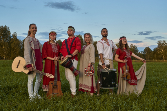 &Kcy;&ocy;&ncy;&tscy;&iecy;&rcy;&tcy; &fcy;&ocy;&lcy;&kcy;-&rcy;&ocy;&kcy; &gcy;&rcy;&ucy;&pcy;&pcy;&ycy; &laquo;&CHcy;&ocy;&vcy;&iecy;&ncy;&raquo;