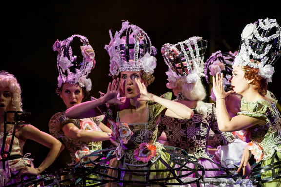 &Pcy;&ocy;&lcy;&zcy;&ucy;&ncy;&ocy;&vcy;