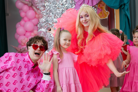 8 &Mcy;&Acy;&Rcy;&Tcy;&Acy;&period; &Pcy;&rcy;&acy;&zcy;&dcy;&ncy;&icy;&kcy; &dcy;&lcy;&yacy; &mcy;&acy;&mcy; &icy; &dcy;&ocy;&chcy;&iecy;&kcy;