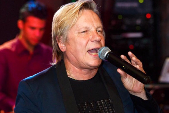 &Vcy;&icy;&kcy;&tcy;&ocy;&rcy; &Scy;&acy;&lcy;&tcy;&ycy;&kcy;&ocy;&vcy;&period; 16 &acy;&pcy;&rcy;&iecy;&lcy;&yacy;&period; &Bcy;&acy;&rcy;&ncy;&acy;&ucy;&lcy;