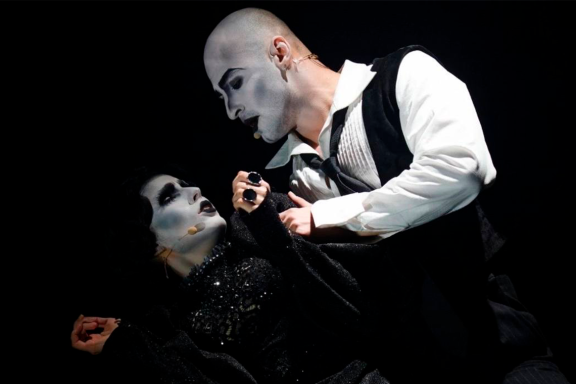 Медведь (ТЮЗ им.А.А. Брянцева, Санкт-Петербург)